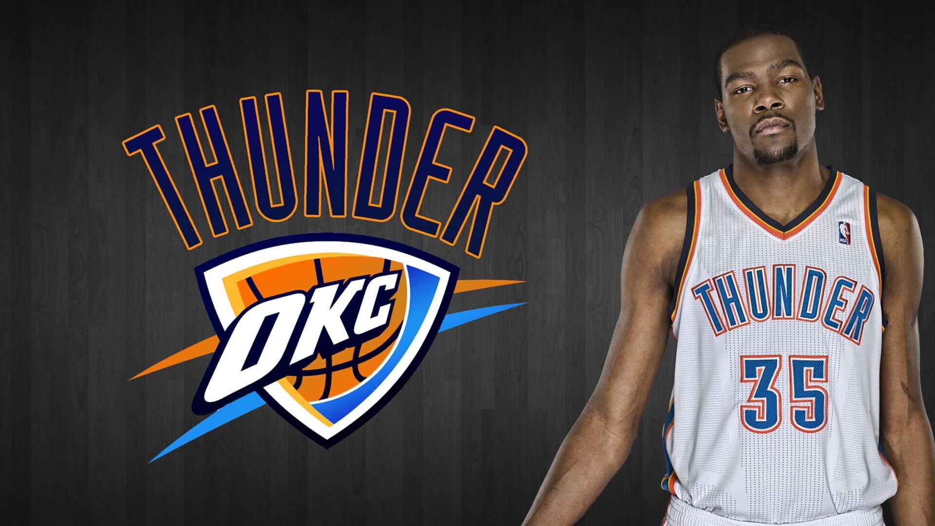 银石夜未眠,当阿斯顿马丁的绿色闪电撕裂雷诺防线,诺里斯正把F1推入新纪元